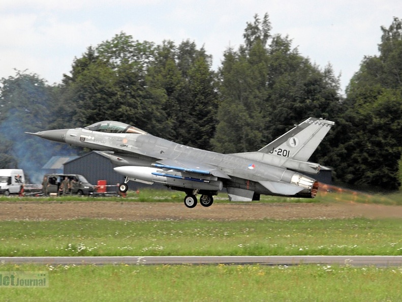 J-201 F-16AM RNLAF