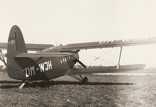DM-WJH, An-2 (1510 Besuche) Historische Aufnahme einer zivilen An-2 in der DDR DM-WJH, An-2