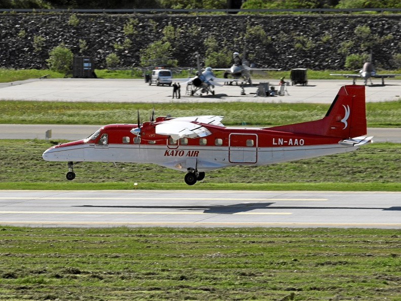 LN-AAO Do228-201 Kato Airlines
