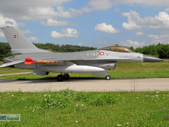 E-182 F-16AM RDAF Pic1 (2427 Besuche) Rostock Laage RLG ETNL E-182 F-16AM RDAF Pic1