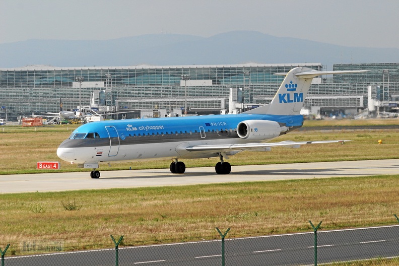 ph-jch_fokker_70_klm_cityhopper_wa_klc_20130317_1823033592.jpg