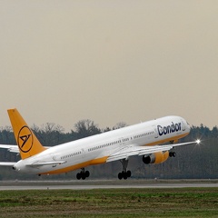 D-ABOA B757-330 Condor (2948 visitas) Frankfurt FRA/EDDF D-ABOA B757-330 Condor