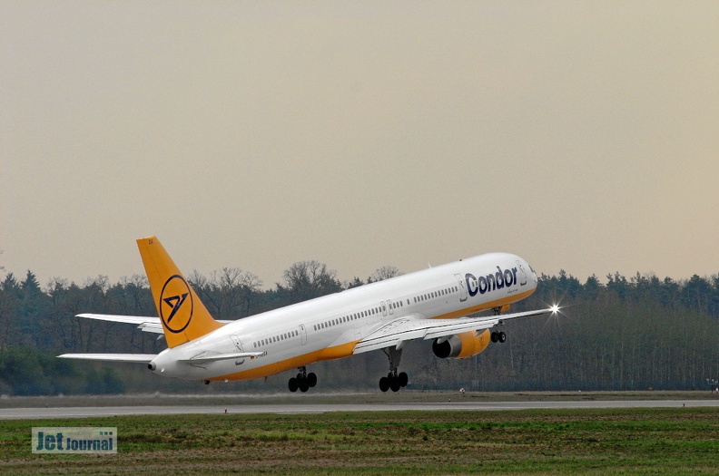 d-aboa_b757-330_condor_20131223_1636103138.jpg