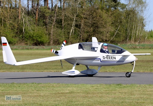 D-EEEN, Speed Canard SC01 (1851 visingar) Flugplatz Uelzen EDVU D-EEEN, Speed Canard SC01