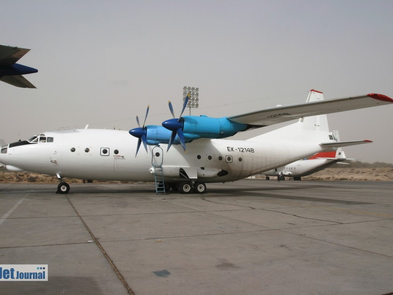 EK-12148 AN-12BK Phoenix Avia (786 відвідувань) EK-12148 AN-12BK Phoenix Avia