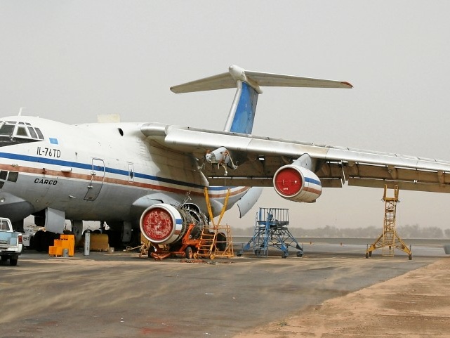 RA-76499 IL-76TD Euro-Asia Air (794 Besuche) RA-76499 IL-76TD Euro-Asia Air
