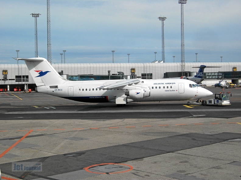 OY-RCC BAe Avro RJ100 Atlantic Airways