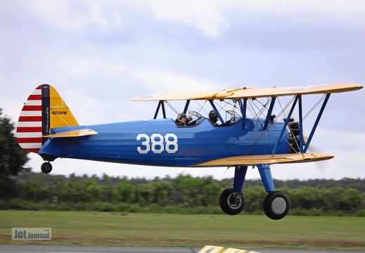 N60HW / 388, Boeing A75N1 / PT-17 Stearmen (1724 odwiedzin) Flugplatz Uelzen N60HW / 388, Boeing A75N1 / PT-17 Stearmen