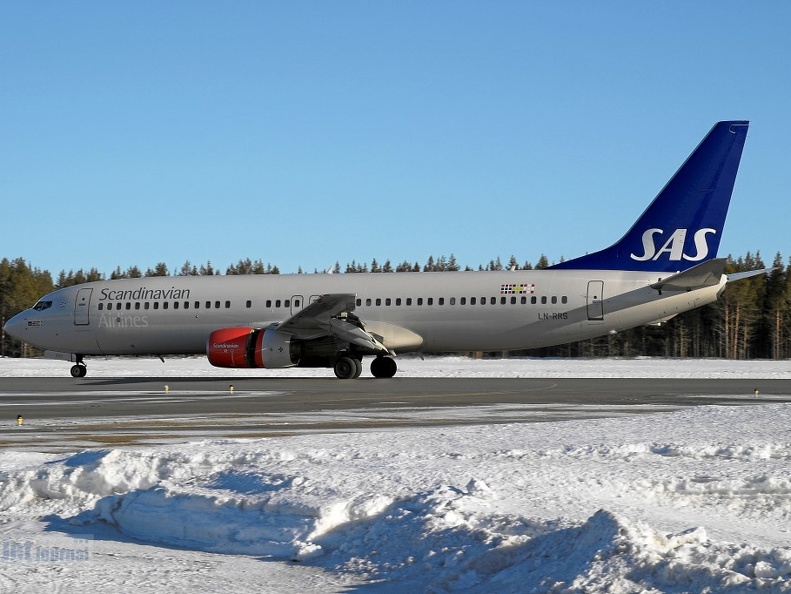 LN-RRS B737-883 SAS Luleå