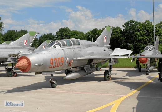 9309 MiG-21UM Malbork