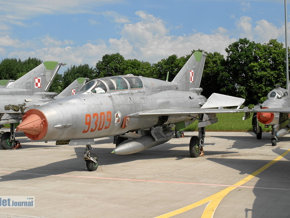 9309 MiG-21UM Malbork (961 visingar) 9309 MiG-21UM Malbork