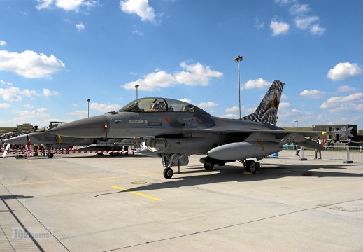 FB-18 F-16BM BAC