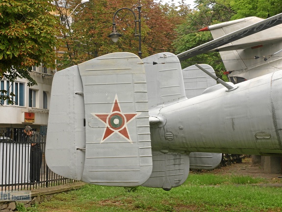 Ka-25, 821 rot, Walkaround (1568 Besuche) Ka-25, 821 rot, Walkaround