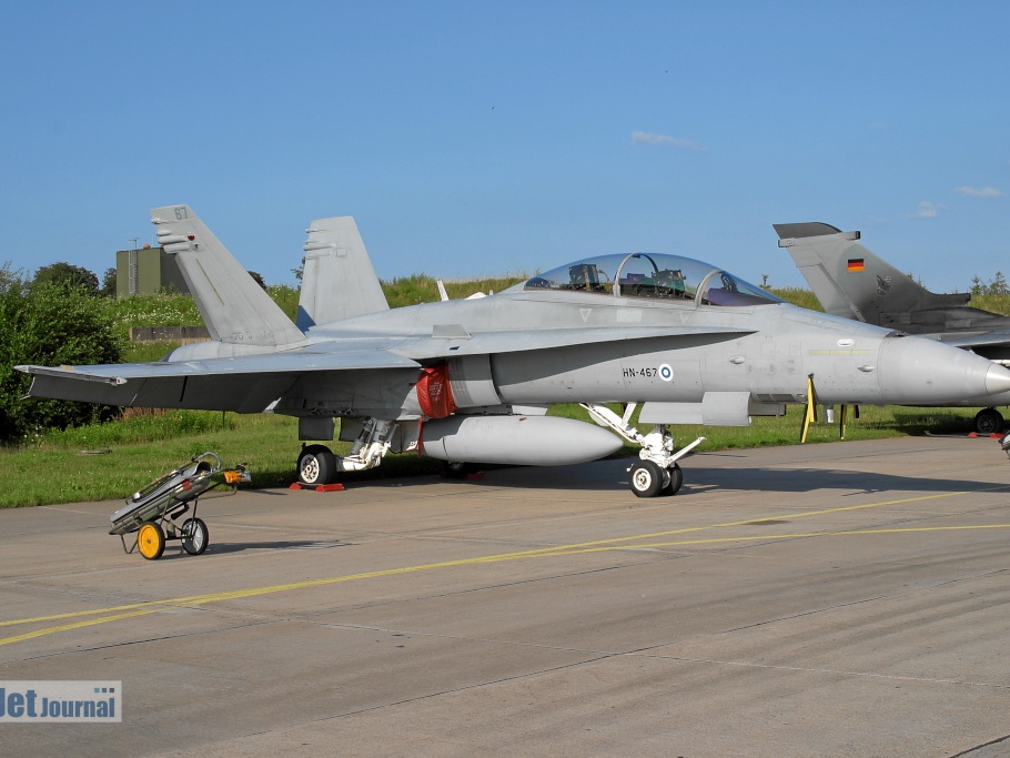 HN-467 F-18D Ilmavoimat Pic1 (1812 Besuche) Rostock Laage RLG ETNL HN-467 F-18D Ilmavoimat Pic1