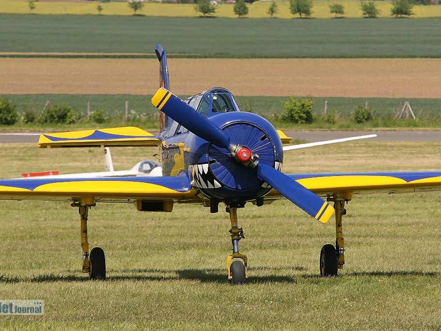 LY-APW, Jak-52 (1556 Besuche) LY-APW, Jak-52