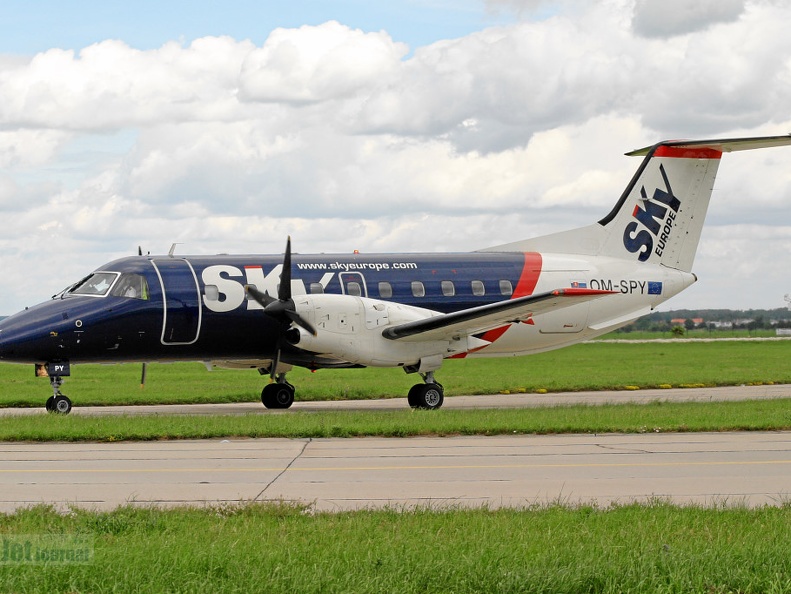 OM-SPY Embraer 120RT SkyEurope