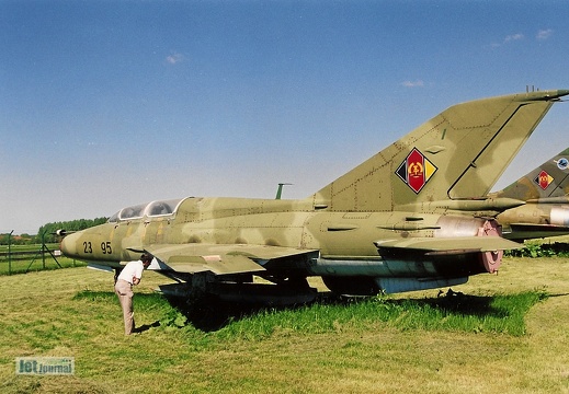 MiG-21U, ex. 289 NVA