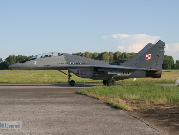 4123 MiG-29GT 41elt ex 29+25 ex 185 (800 visits) 4123 MiG-29GT 41elt ex 29+25 ex 185