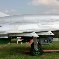 MiG-21SMT, Seitenansicht (1604 visitas) MiG-21SMT, Seitenansicht