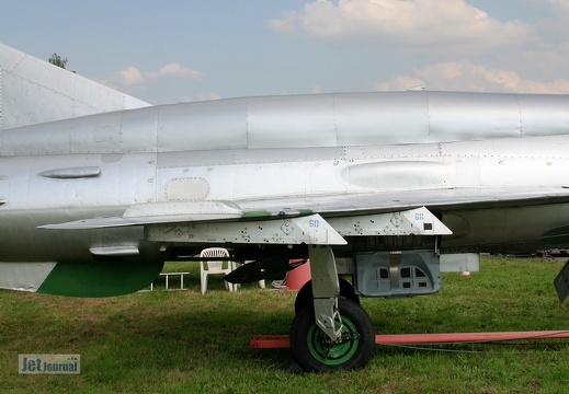 MiG-21SMT, Seitenansicht
