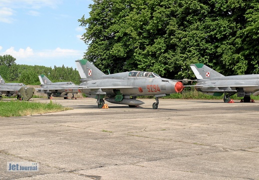 9294 MiG-21UM Malbork