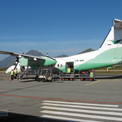 LN-WIP DHC-8 103 Widerøe LKN (2561 visitas) Leknes lufthavn/LKN LN-WIP DHC-8 103 Widerøe LKN