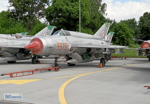 9975 MiG-21bis Malbork (858 visite) 9975 MiG-21bis Malbork