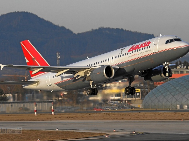 OE-LBQ A320-214 Lauda Air Salzburg SZG