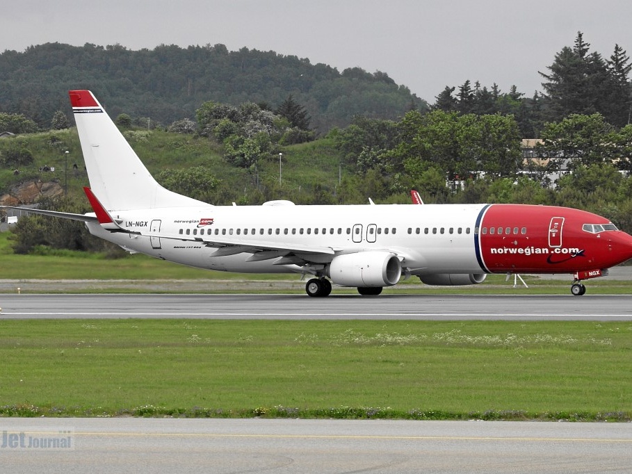 LN-NGX B737-8JP Norwegian Air Shuttle (3365 návštěv) LN-NGX B737-8JP Norwegian Air Shuttle