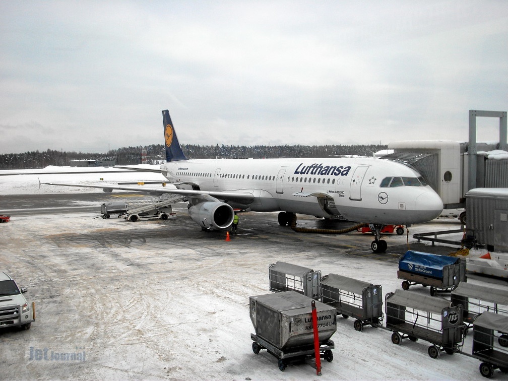 D-AISW A321-231 LH HEL (2624 visits) Helsinki Vantaa/HEL D-AISW A321-231 LH HEL