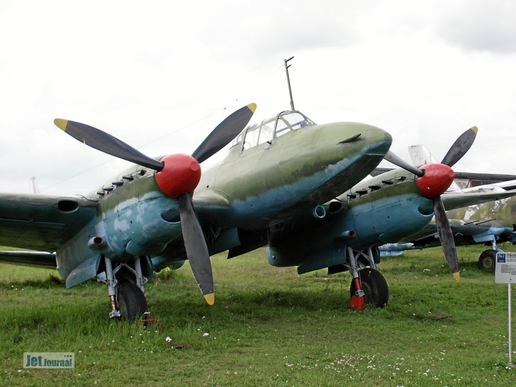 Petljakow Pe-2, Frontansicht (1805 visitas) Petljakow Pe-2, Frontansicht