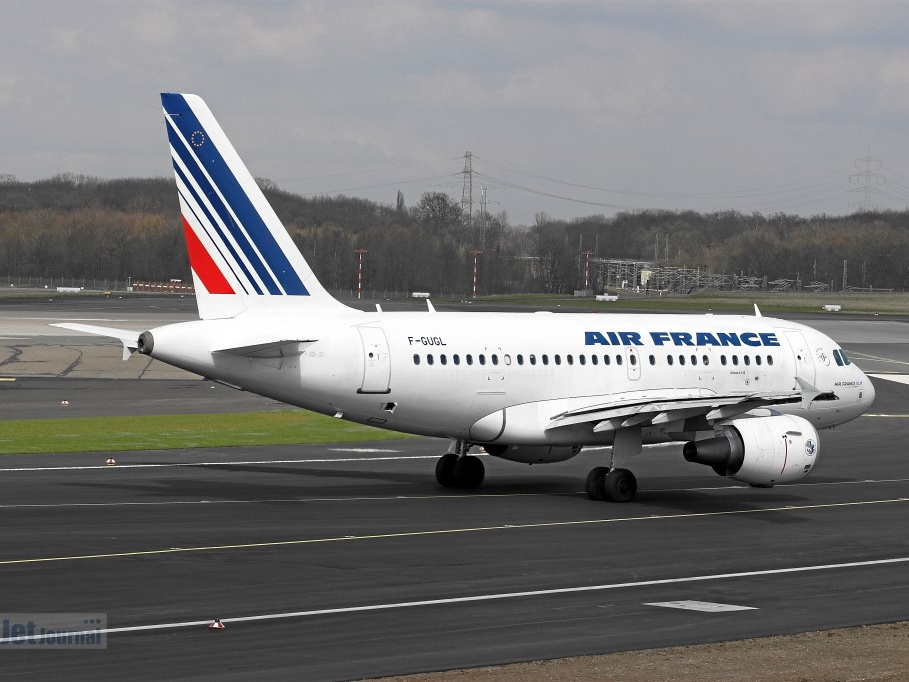 F-GUGL A318-111 Air France (просмотров: 1138) F-GUGL A318-111 Air France