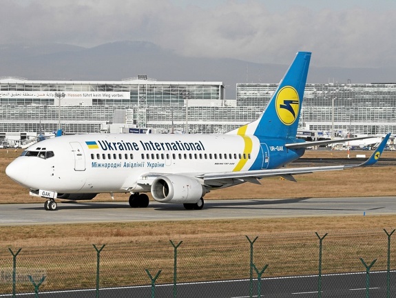 UR-GAK B737-5Y0 Ukraine International Airlines