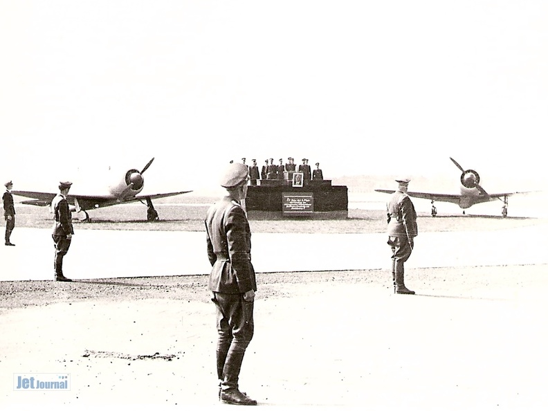 Jak-11, ex. NVA