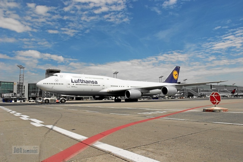 d-abyg_b747-830_lufthansa_20140720_1035141235.jpg