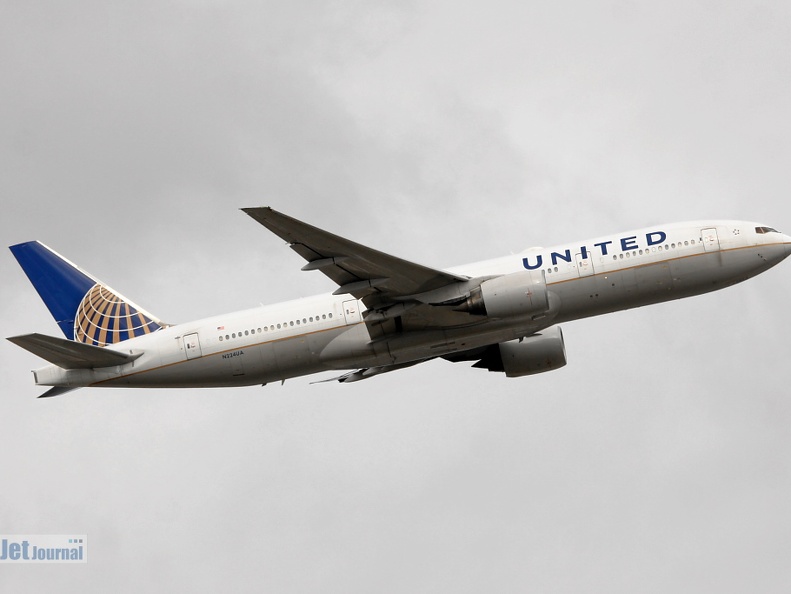 N224UA, Boeing B777-222R, United