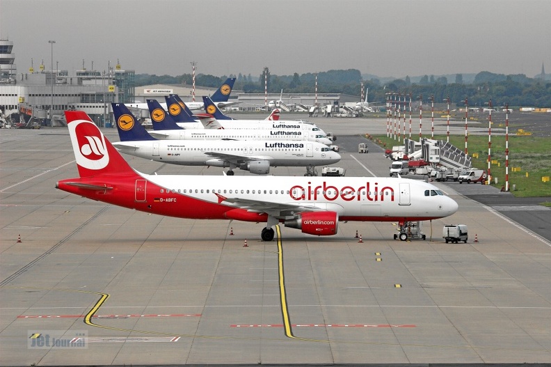 d-abfc_a320-214_air_berlin_20130414_1904817045.jpg