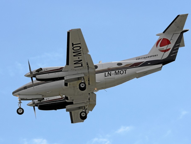 LN-MOT Beech 200 Lufttransport AS Pic2 (1447 visite) LN-MOT Beech 200 Lufttransport AS Pic2