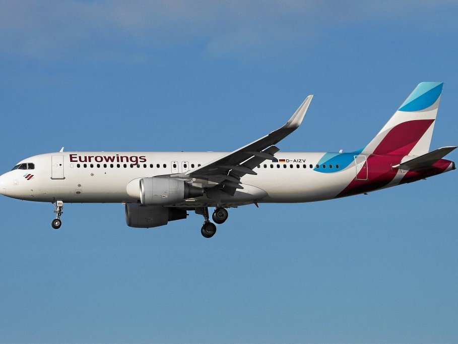D-AIZV A320-214 Eurowings DUS (1207 visits) D-AIZV A320-214 Eurowings DUS