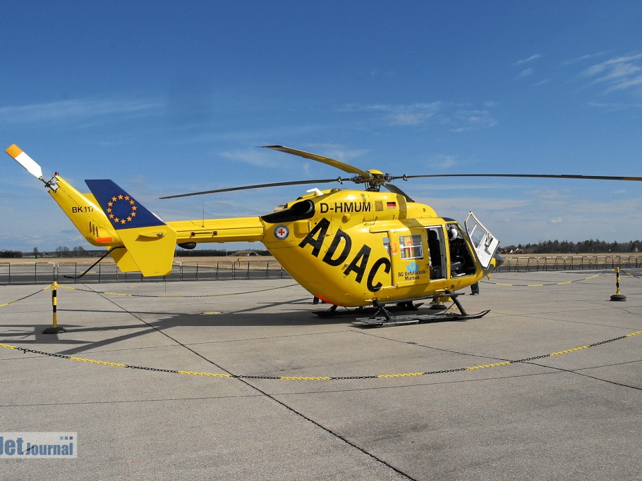 D-HMUM BK-117A-4 ADAC Luftrettung Pic1 (3537 návštěv) D-HMUM BK-117A-4 ADAC Luftrettung Pic1