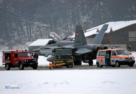 J-5026 F-18C Hornet Pic8