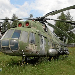 Mil Mi-8T, 25 gelb