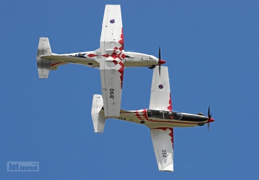 Croation Wings of Storm Spiegelflug vertikal (2088 visingar) Croation Wings of Storm Spiegelflug vertikal