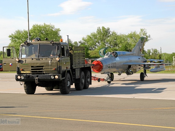 4003 MiG-21MFN CzAF (2089 visites) Open Day Caslav 2005 4003 MiG-21MFN CzAF