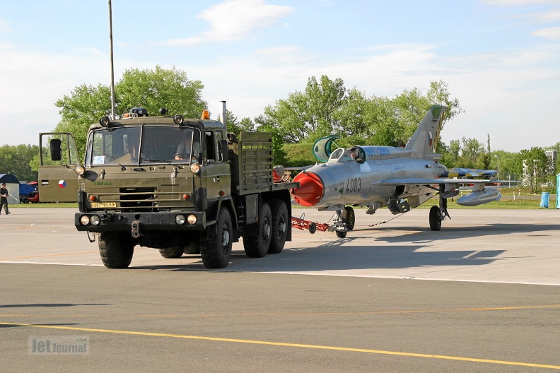 4003_mig-21mfn_czaf_20131222_1747177910.jpg