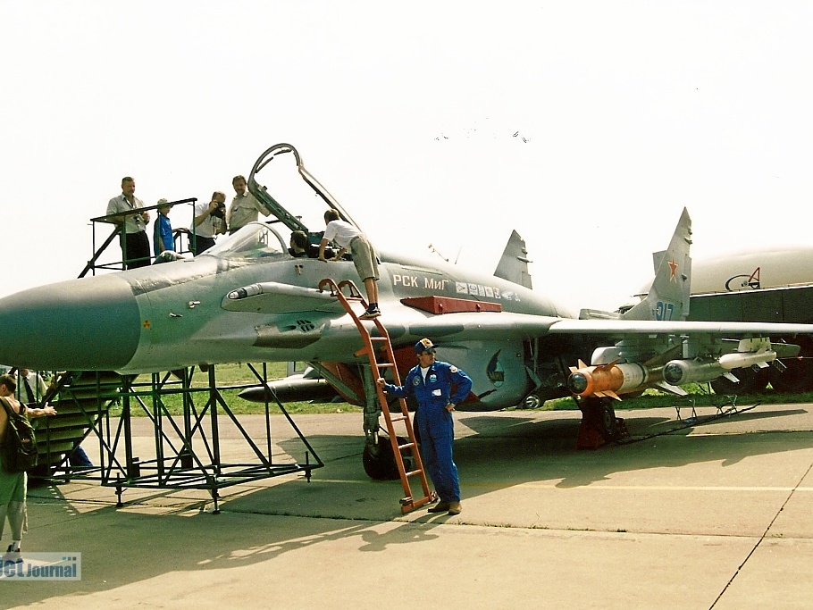 MiG-29SMT, 917 blau