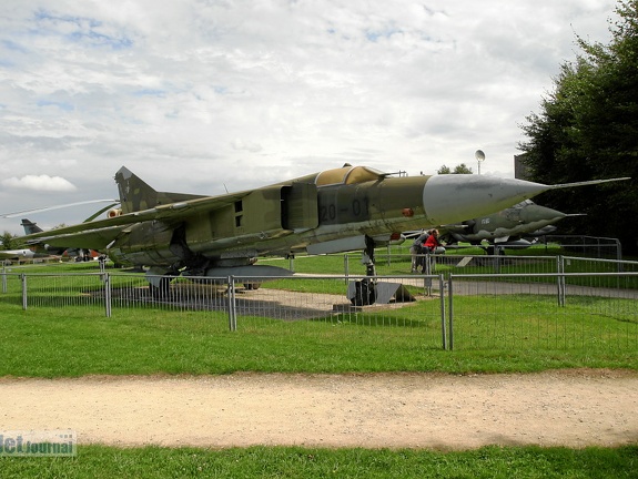 568 20-01 MiG-23MF Pic1 (3457 відвідувань) 568 20-01 MiG-23MF Pic1