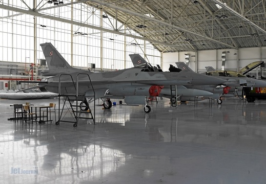 4044 F-16C-52CF