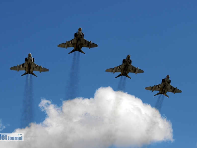 Fly-By 4 F-4F Phantom II (2090 Besuche) Fly-By 4 F-4F Phantom II