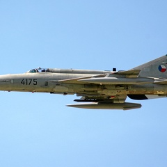 4175 MiG-21MFN 211tl CzAF (2275 Besuche) Open Day Caslav 2005 4175 MiG-21MFN 211tl CzAF
